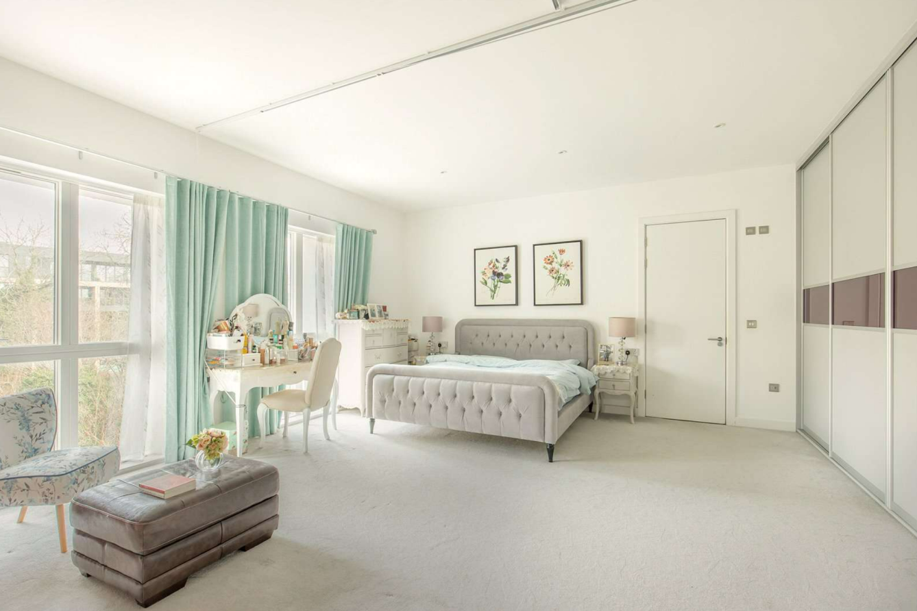 藍莎集團 | 英國置產一站式服務